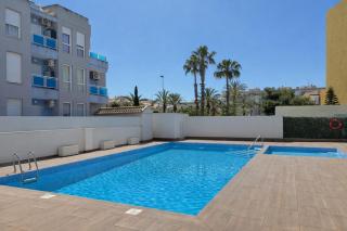 Del Cura Apartments with Balcony & Pool - 1