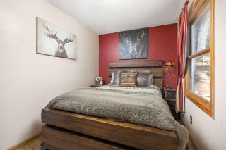 Family & Dog Welcoming Lodge with Hot Tub & Games - 7