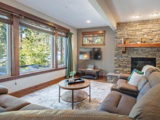 Cozy Golf Views & Suncadia Pool Access - 2