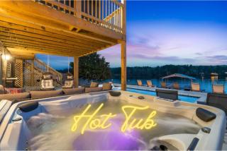 Lakefront Sleeps 18 w/ Pool, Dock, Hot Tub! - 6