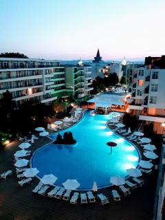 Luxury Penthouse Studio with Outdoor Hot Tub and Panoramic Views - Sunny Beach - 9