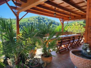 Derűs Domb Vendégházak - 2