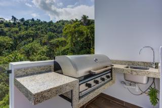 Ocean View Retreat-Rooftop Deck & Panoramic Views - 4