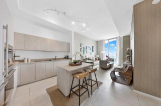 Wake Up to the Sound of Waves in a Stylish Condo in a Luxury Resort - 9