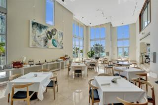 Luxury Penthouse Oasis - Oceanfront Views & Resort Perks - 4