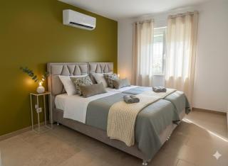 Villa Lady Rose - 7 Suites Privatives & Climatisées - Proche Nîmes - 0