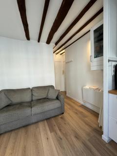 Cosy Studio with balcony Paris Center - Sorbonne - Pantheon - Notre-Dame - 2