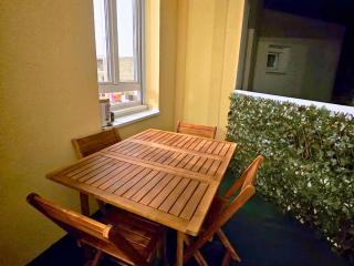 Appartement moderne 100 m2 - 3 ch - 2 balcons - 7 min centre Reims - 7