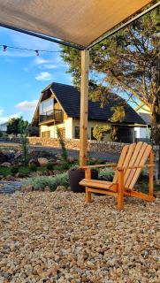 Winter Hut - Tiny House Village - 9