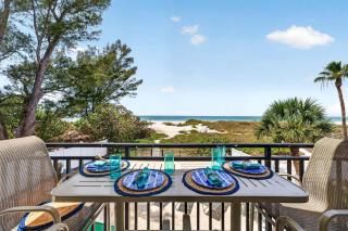 Treasure Island Beach Villa - 7