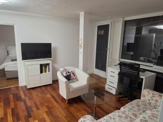 Julius Central Apartment - 8