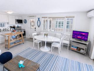 Stunning Bay Views | Beach Access - Deck - Parking - 3