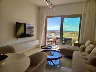 Maison Lazarus - Serene SeaView Luxe Apt Close to Larnaca & Ayia Napa - 1