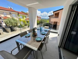 Villa Monte R+Luxury - 6