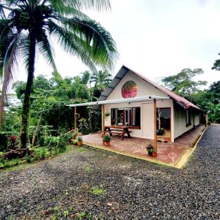 Family House with Private Pool - 4