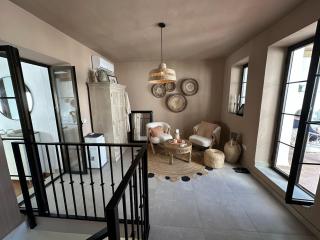R1395 Maravillas 2A, Maro - 1