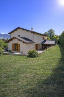 CAL QuEROL UR casa amb xemeneia i billar - 0