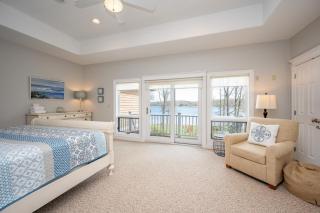 Lakefront Leisure by Railey Vacations - 9