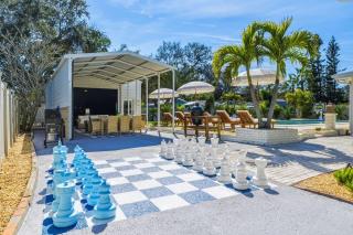 5 Minutes to Beach - Heated Pool, Hot Tub, Sauna - 3