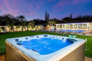 5 Minutes to Beach - Heated Pool, Hot Tub, Sauna - 7
