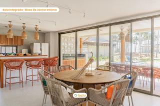 Casa com piscina e conforto no Eco Village Fortim - 1