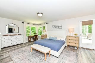 Modern farmhouse in the Woods - 1