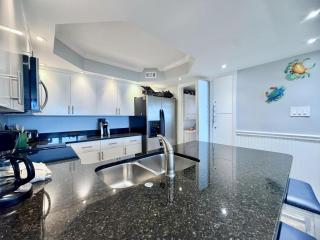 Pelican Walk 809 - 7