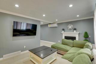 Deck and Yard Pet-Friendly Apartment in Magna! - 7