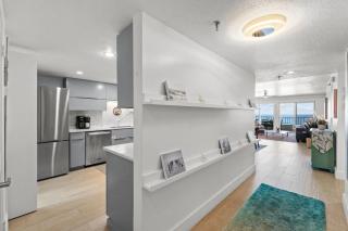 Surf Dweller 703 - 7