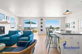Oceanfront Harbor House - 4