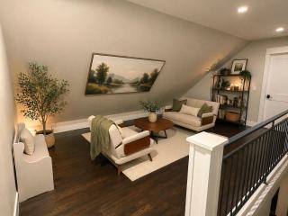 Outstanding Home, Incredible Views, Near Reservoir - 0