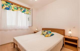 Stunning Home In Kampor - 5