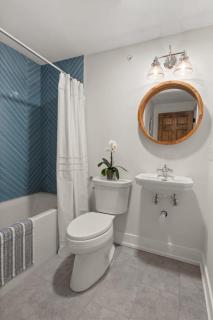 Charming Stowe Retreat off of Mountain Rd - 3