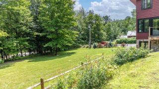 Upscale Vermont Condo off of Mountain Rd - 4
