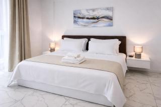 Niko Sea On Mamaia - Beachfront Sea View Studio - 4