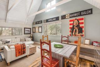 Ridgetop - Cozy Cabin, Hot Tub, Wood burning fireplace - 4