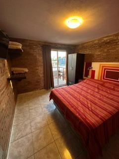 Escapadita a Miramar con pileta y balcón - planta alta - 1