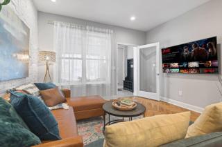 Big 3BR Near Art Museum- Family Game Room Patio - 5