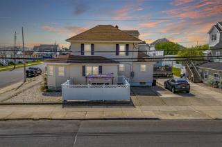 4BR Shore House-Kid Friendly-Close To The Action! - 0