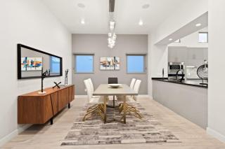 Private Franklin Hills Retreat With A Pool & Views Villa - 7
