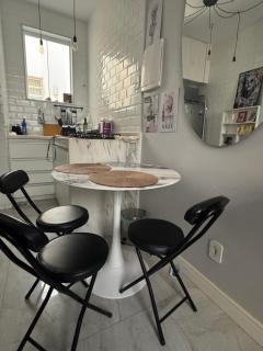 Studio Moderno Posto 6 - 2