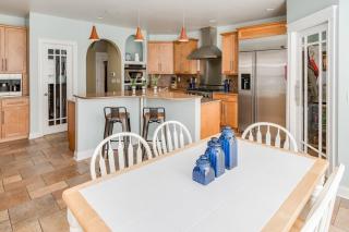 Luxury DT Home Overlooking River with Views of Lake Michigan - 4