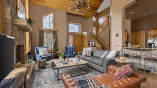 Highline by AvantStay Breathtaking Mountain Home w Hot Tub Views - Vail - 6