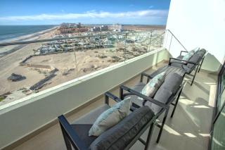 Beachfront 1BR High-Floor Panoramic Views - 5