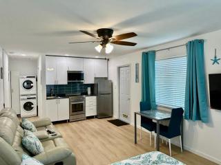 Seashell 8 - Seasonal Rental - 1
