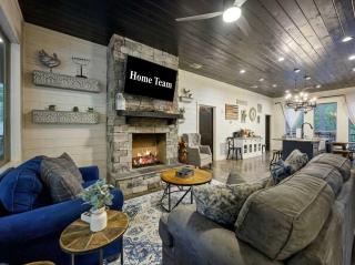 Aspen Creek Lodge - Spacious Luxury Cabin Retreat - 6