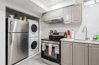 1BR in Cliff Road & Queensway close to China Town, Mississauga - 5