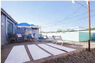 Old Town Villa Oasis, Pool, Games & Sleeps 12 - 3