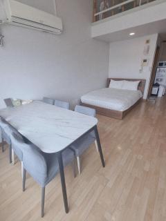 Hongdae Residence-1min from Hongik Uni station Exit1 - 8