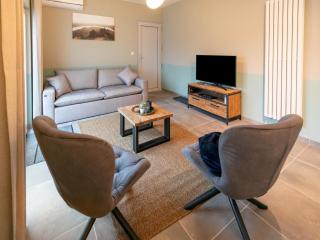 Duplex Apartment in the shopping street of Maasmechelen - 2